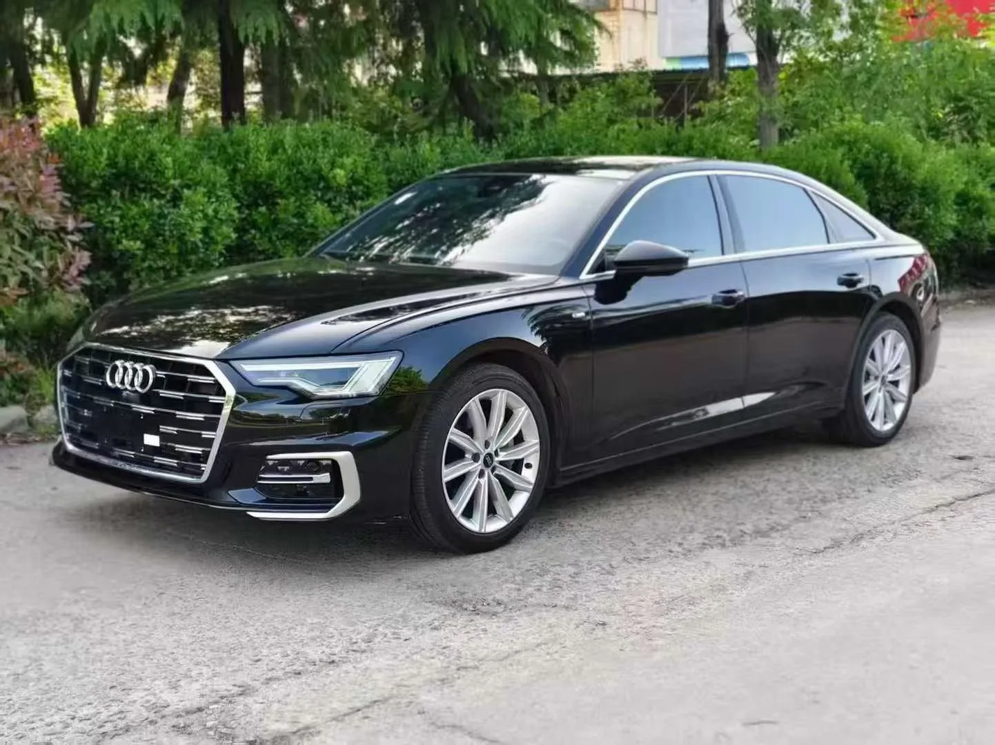 Audi 2023 A6L 2.0TFSI 45TFSI Premium Elegance (Facelift) Automatic Transmission