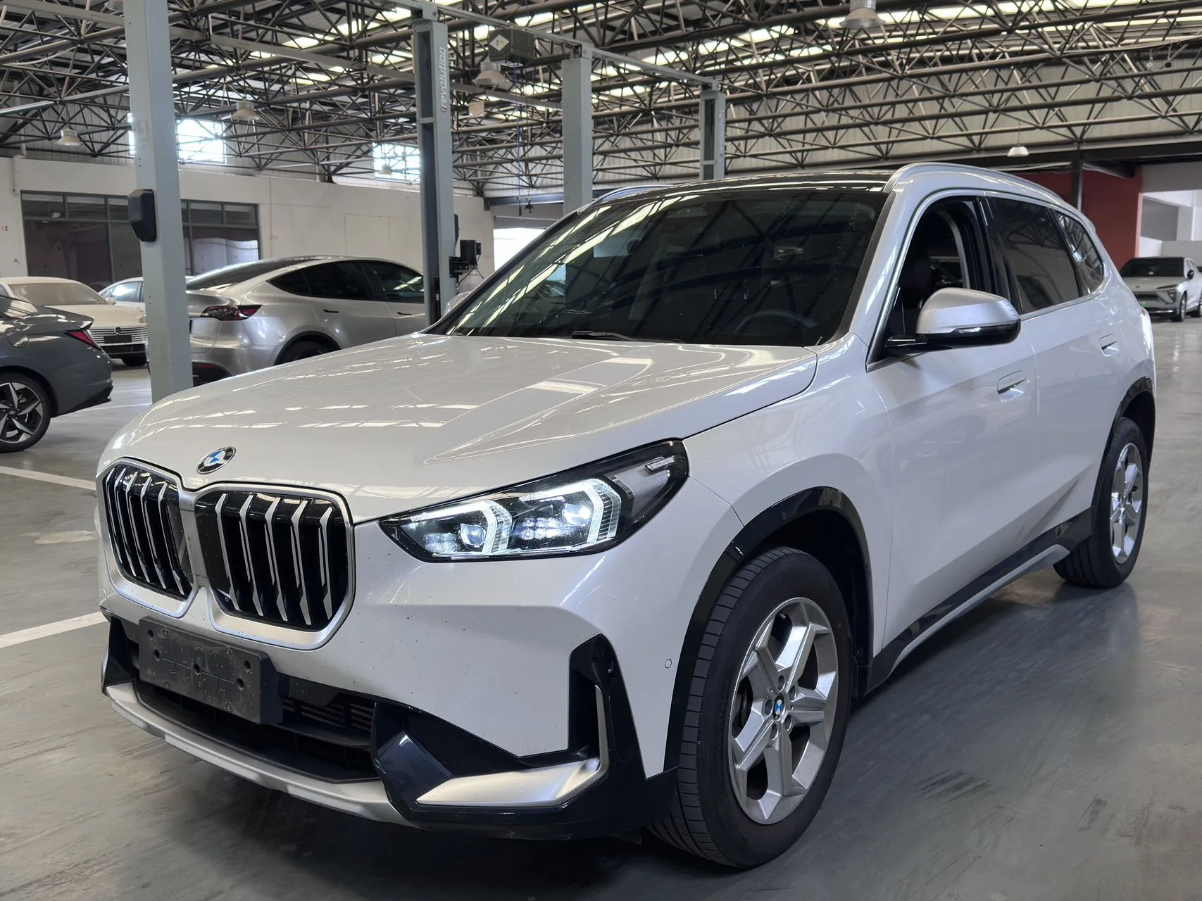 BMW 2024 X1 sDrive20Li 1.5T X Design Package Automatic