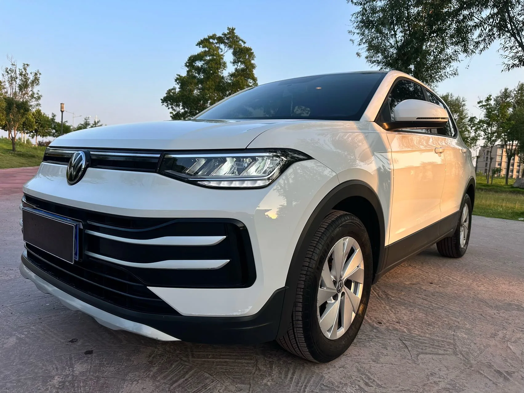 Volkswagen 2025 Tharu New Elite 1.5 Elite Edition Automatic
