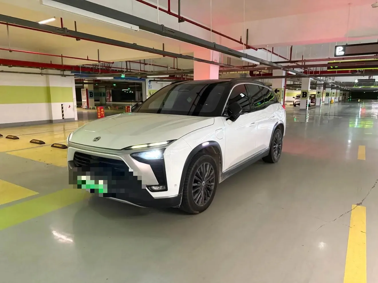 NIO ES8 (2020 Model Year) Battery Swap Version, 7-Seater, 500 km Range, Automatic Transmission