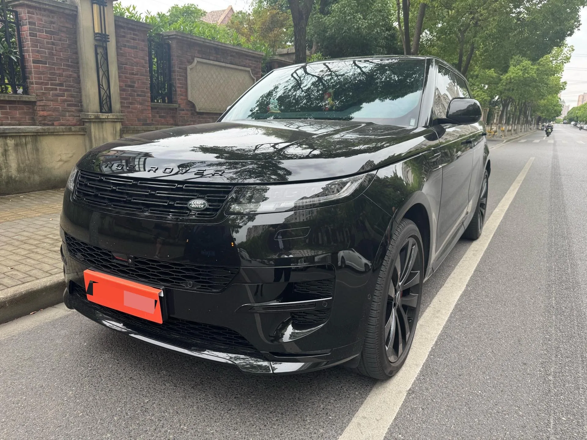 Land Rover Range Rover Sport (Imported) 2025 Model Year Range Rover Sport 48V 3.0T 400PS "Hidden Edge" Special Edition Automatic Transmission