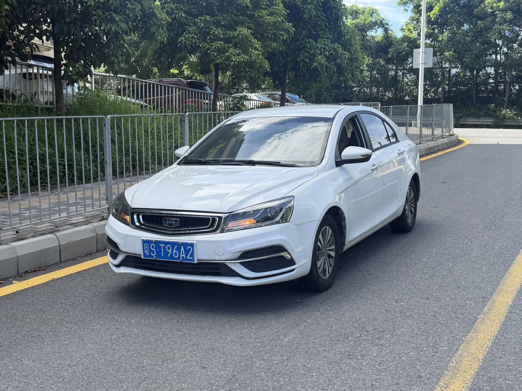 Geely Emgrand 2018 1.5L CVT Luxury Edition