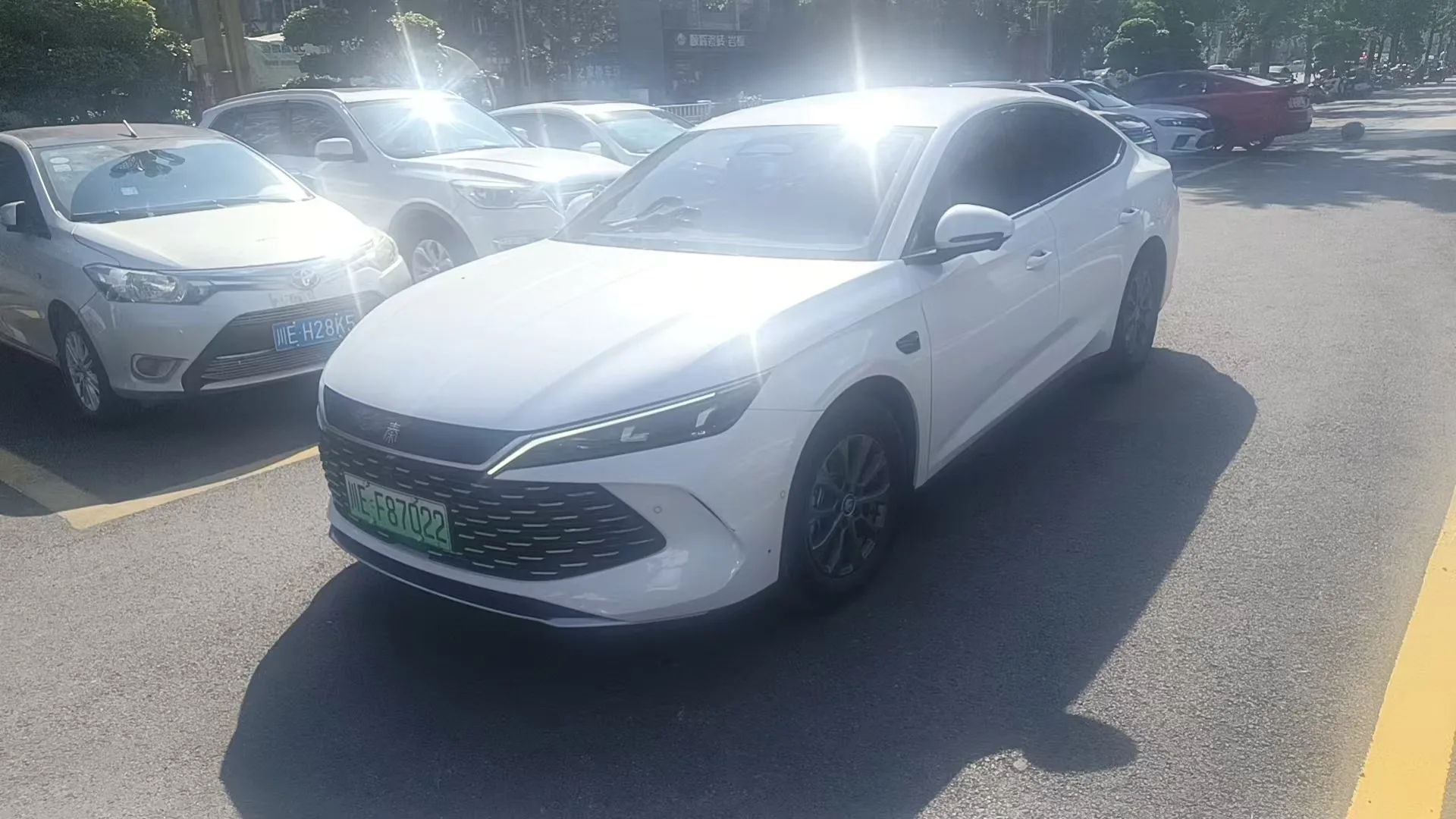 BYD 2025 Qin L DM-i 1.5 CVT Intelligent Driving Edition 80KM Leading Model Automatic