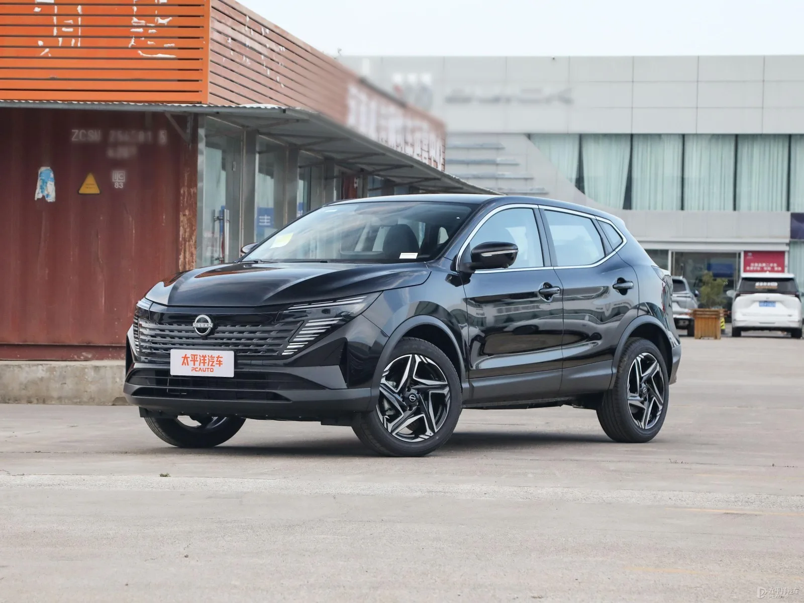 Nissan Qashqai Honor 2.0L CVT XV Lead Edition — Modified new car for export from China (listing thumbnail)