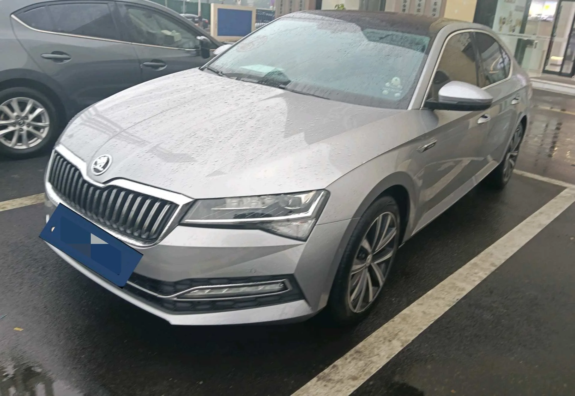 Superb 2023 Facelift TSI280 DSG Premium Edition