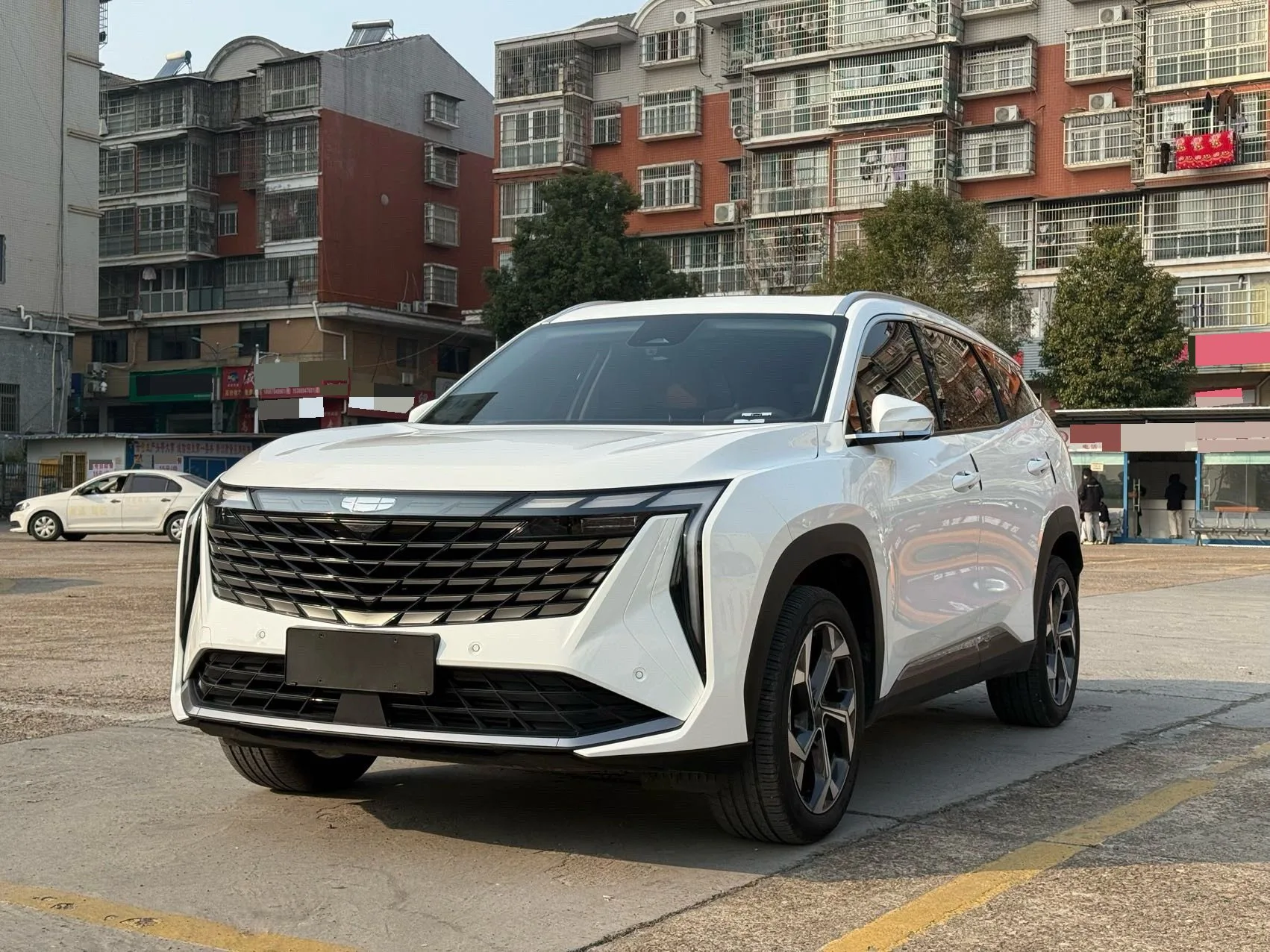 Geely Boyue L 2023 1.5TD DCT Premium Edition