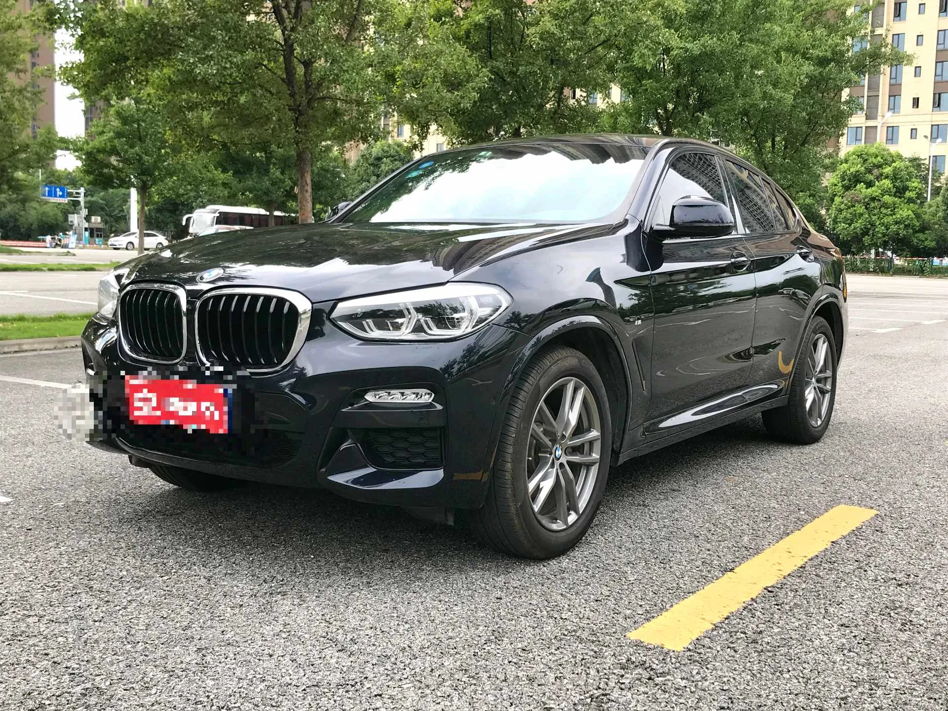2019 BMW X4 xDrive25i M Sport Package