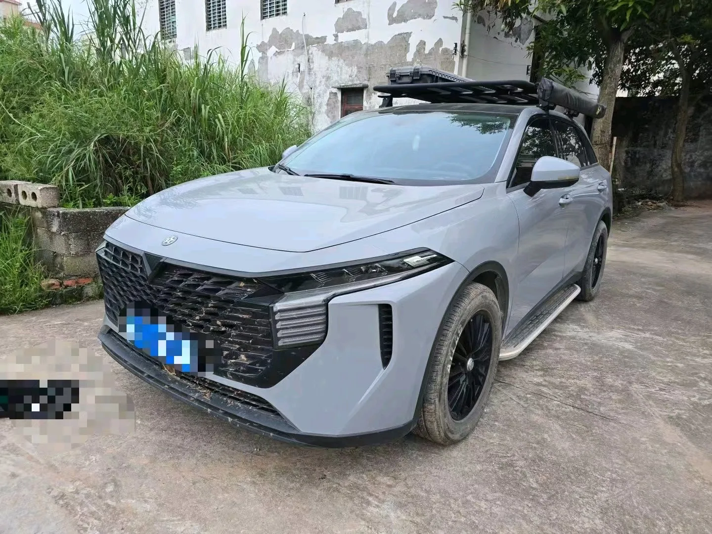 Venucia V2022 260T Dark Horse Edition - Idol