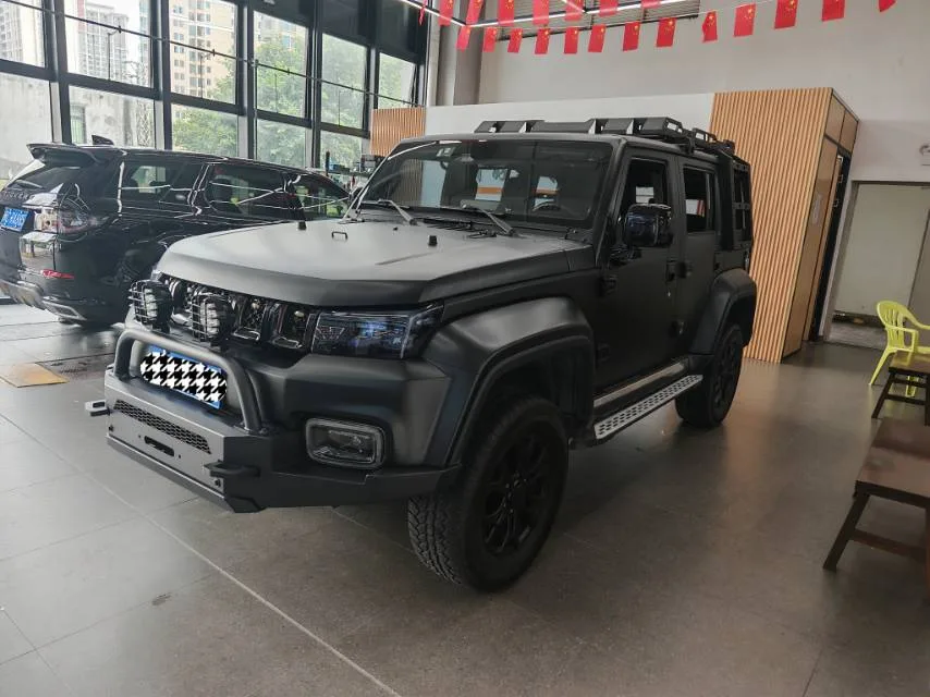 Beijing BJ40 2023 2.0T Automatic 4WD City Hunter Edition (Hero Model)