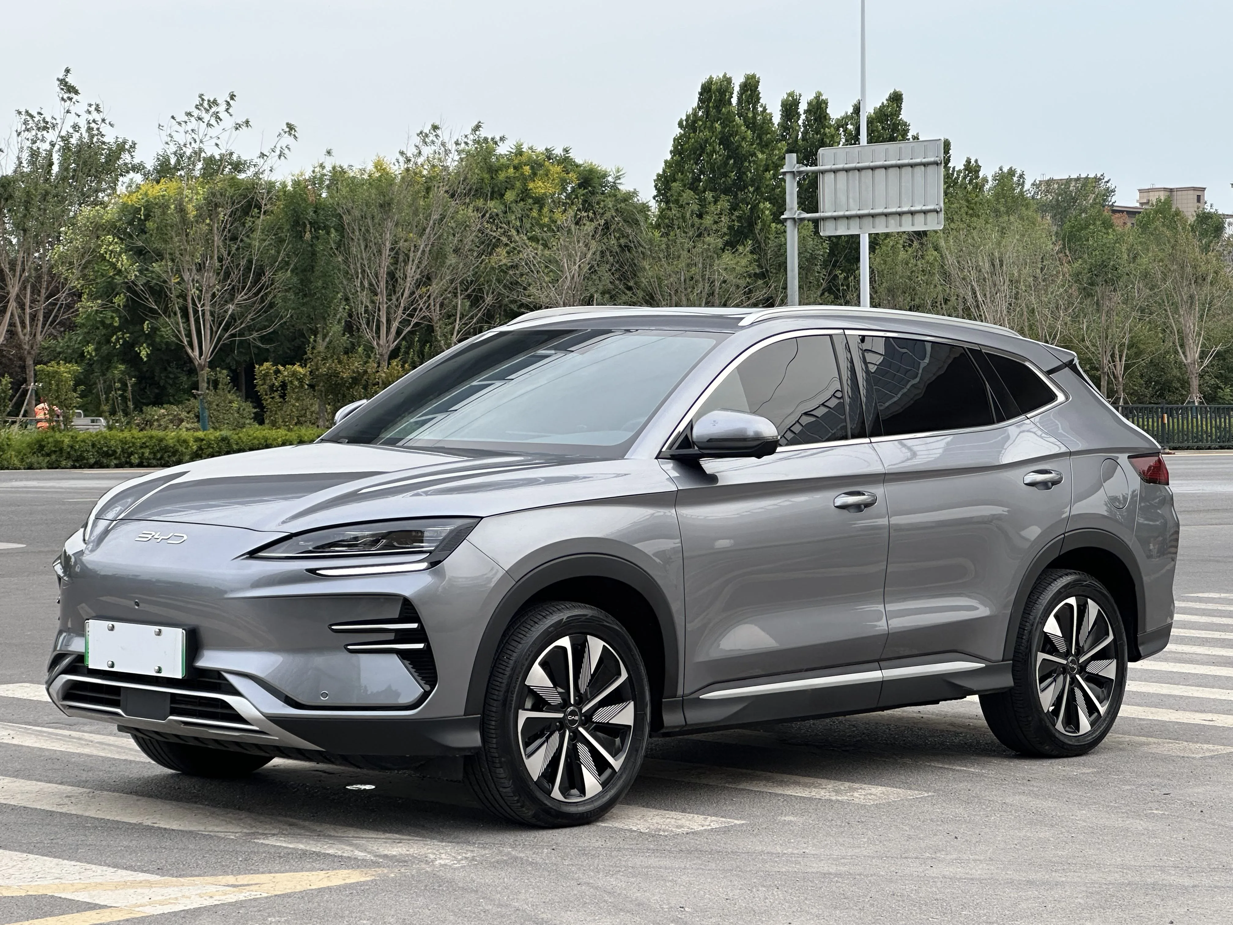 BYD Song PLUS New Energy 2025 Model Year Song PLUS EV 520km Premium Edition Automatic Transmission