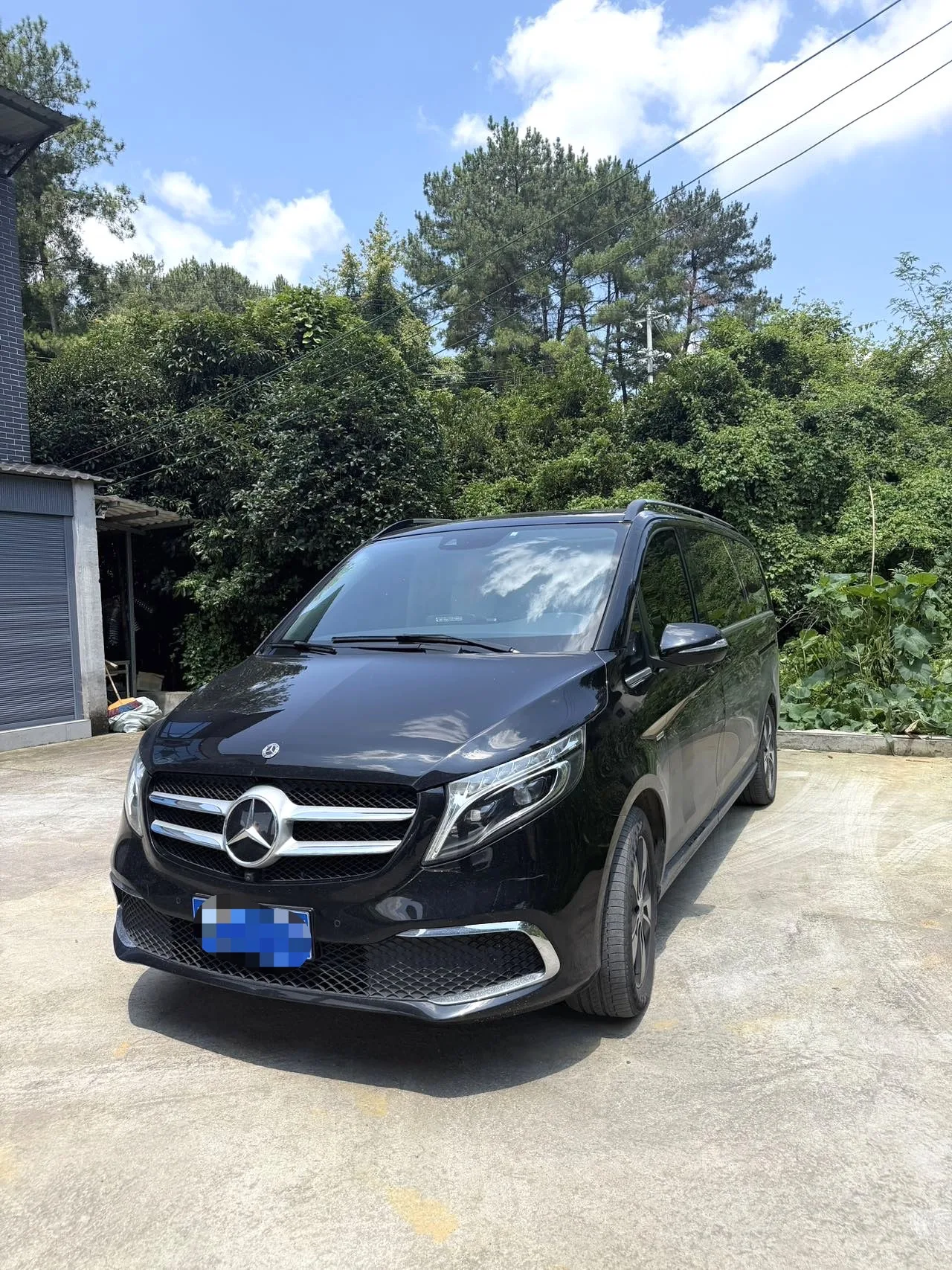 Mercedes-Benz V-Class 2022 V 260 2.0T Premium Edition Automatic