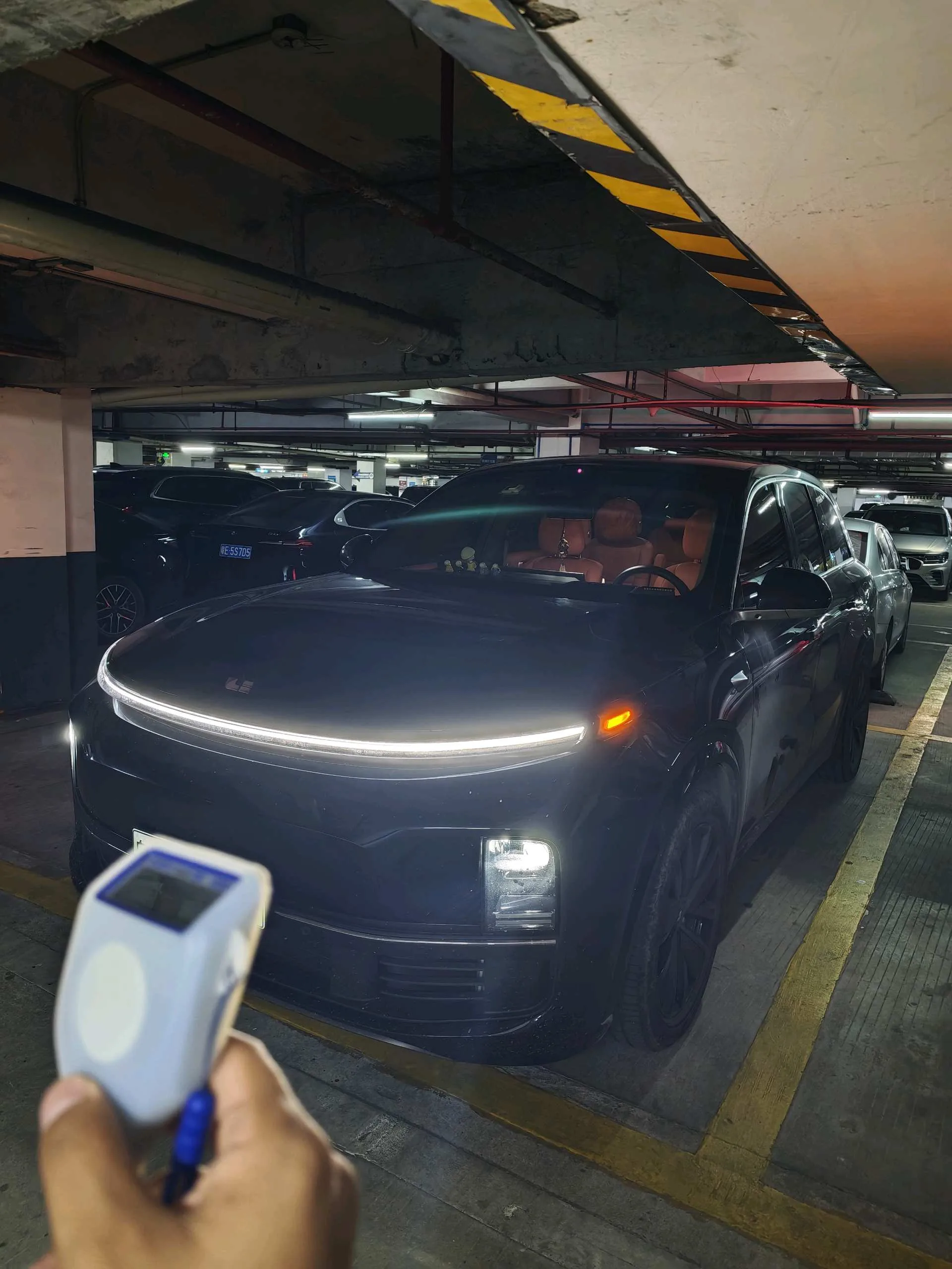 Li Auto 2025 L8 Pro Smart Refresh Edition (Automatic Transmission)