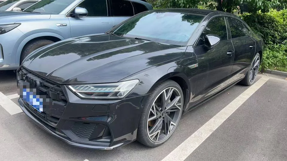 Audi A7L 2022 45 TFSI quattro S-line Black Knight Edition