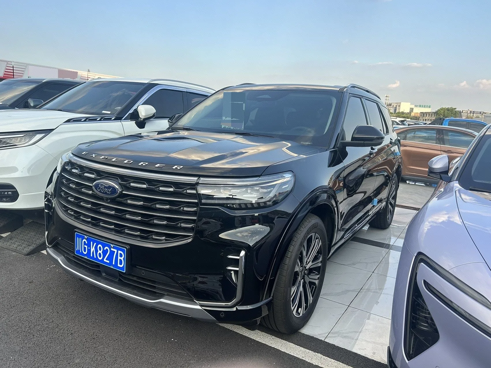 Ford 2024 Explorer 2.3T EcoBoost 4WD Titanium Edition 7-Seater Automatic Transmission