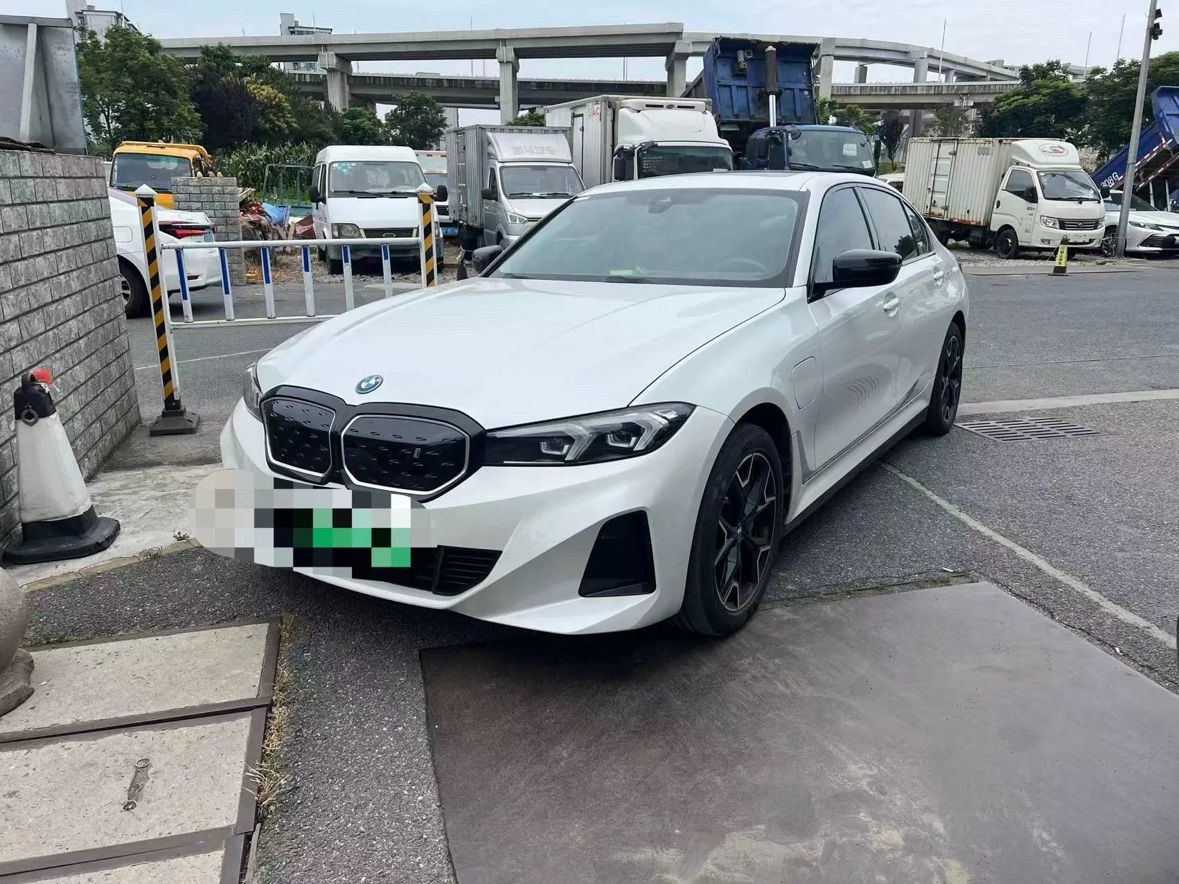 2023 BMW i3 eDrive 40 L Night Line Package, Automatic Transmission