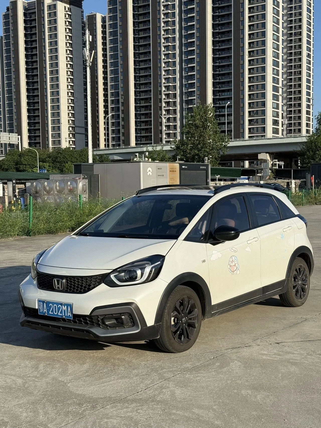 LIFE 2021 Model Year 1.5L CVT CRO-S Fun Edition