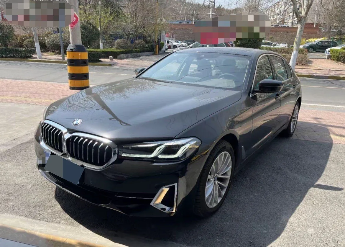 2022 BMW 5 Series 525Li Luxury Package
