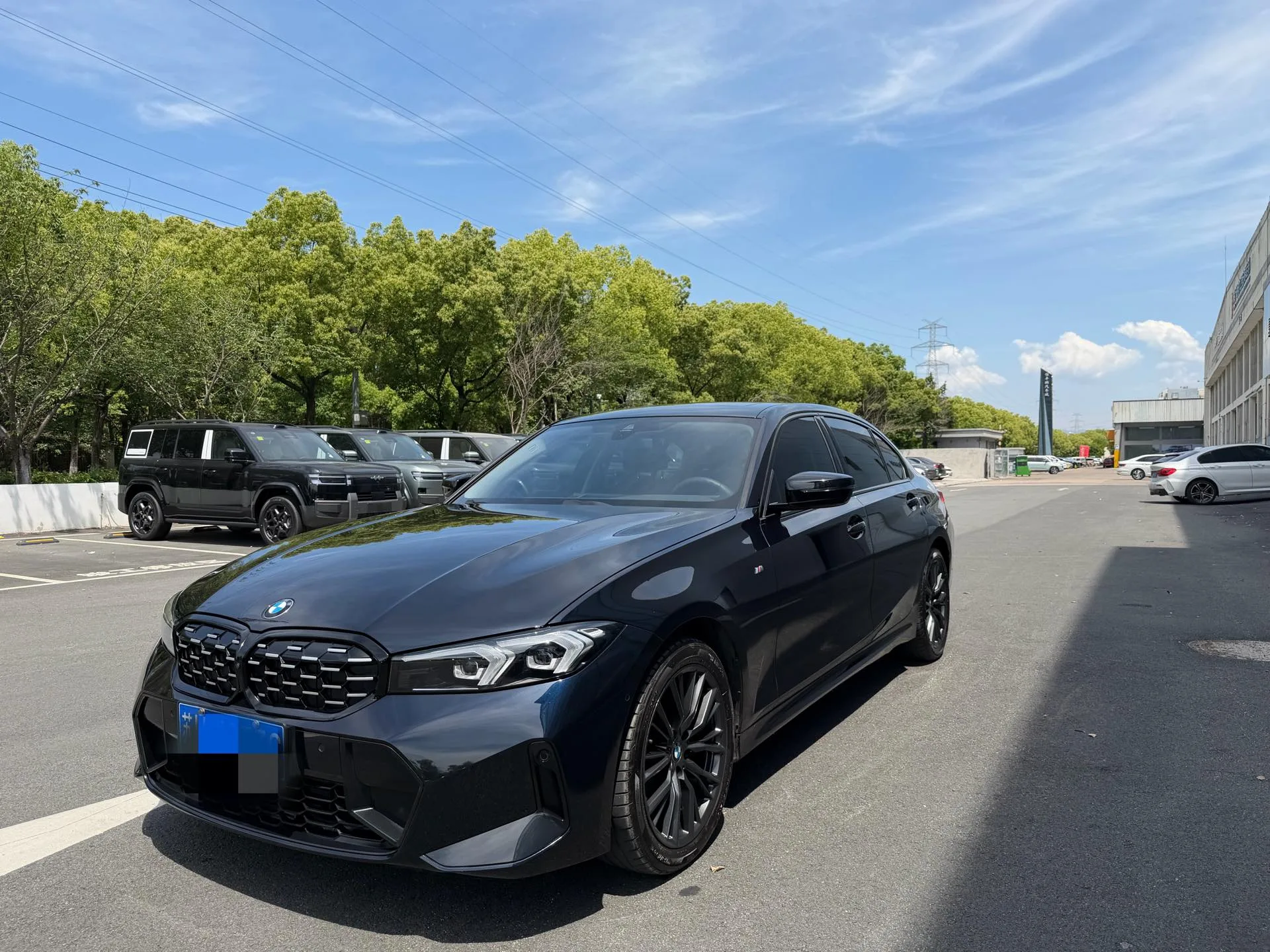 2023 BMW 3 Series 325Li M Sport Shadow Edition