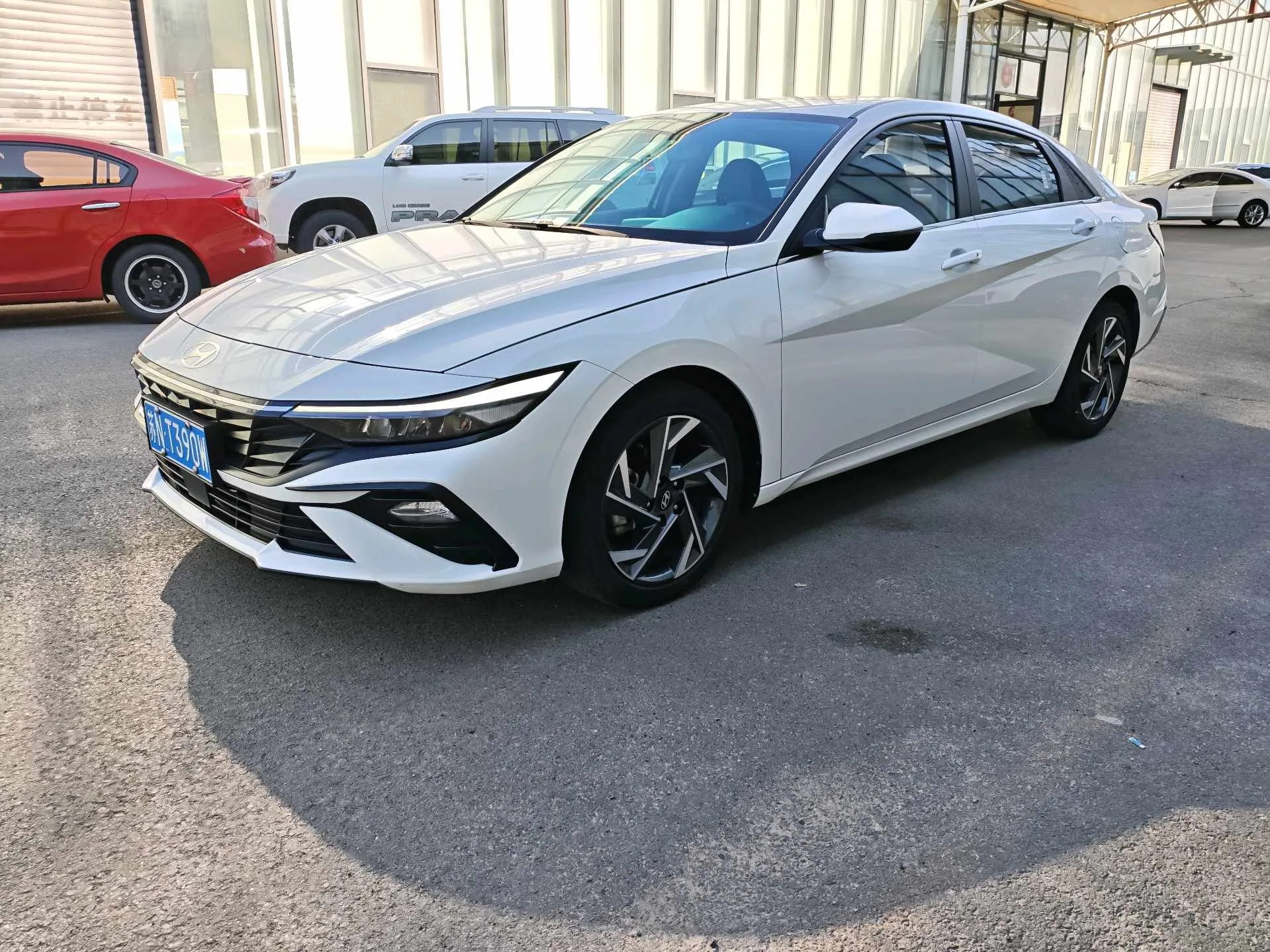 2023 Hyundai Elantra 1.5L CVT GLS Leading Edition