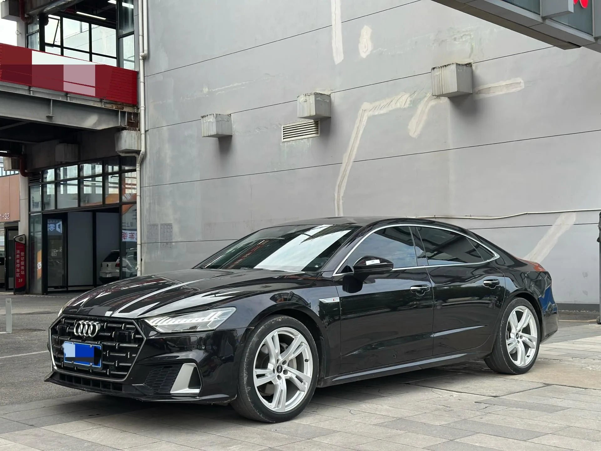 2022 Audi A7L 45 TFSI quattro S-line Wind Rider
