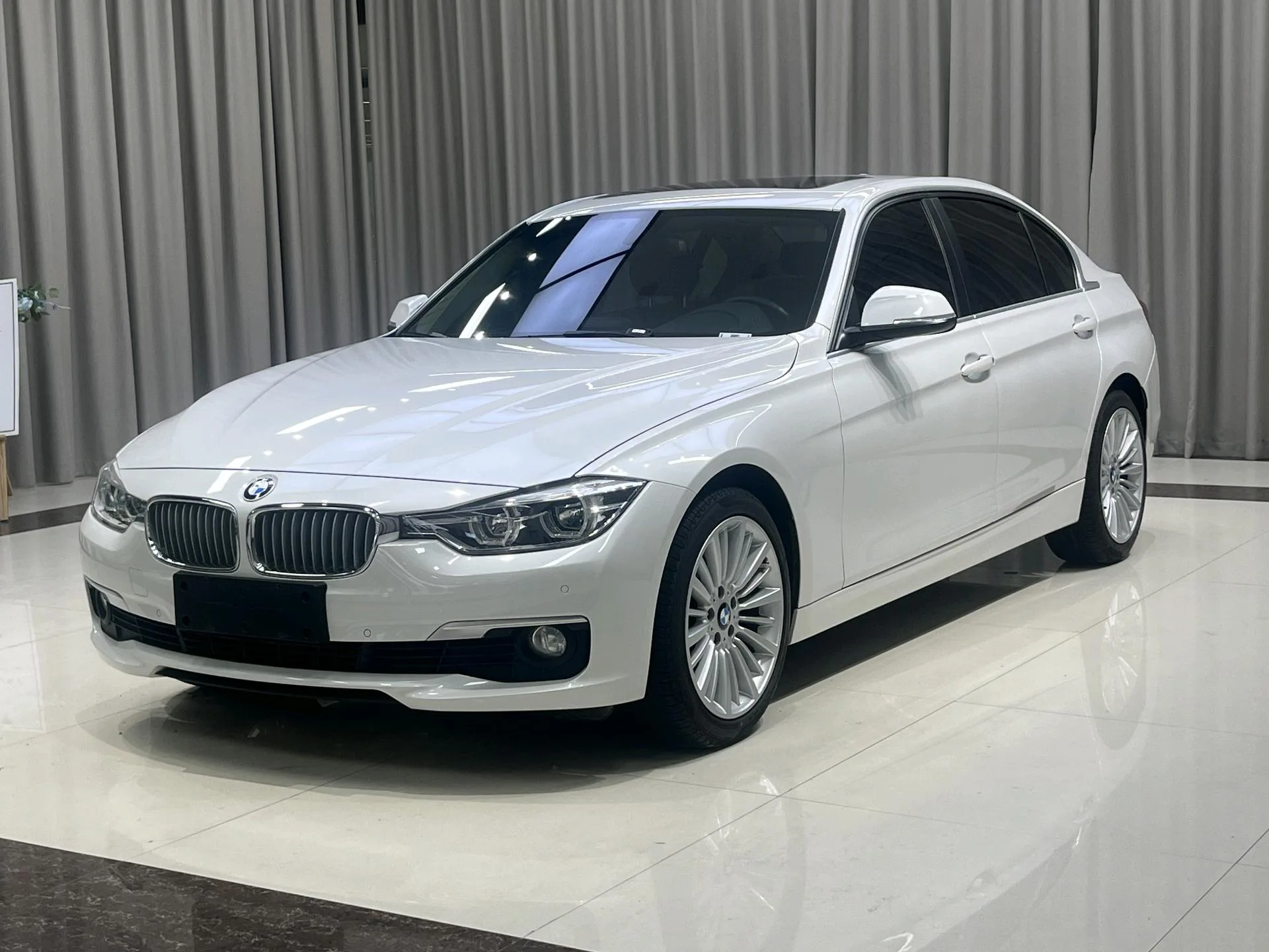 BMW 3 Series 2018 320Li Fashion Edition