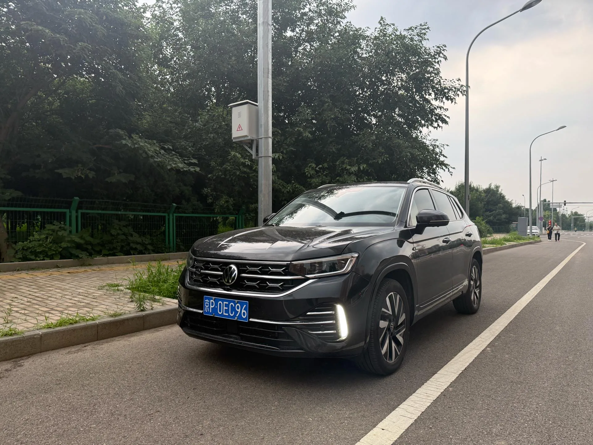 Volkswagen 2023 Tiguan 2.0TSI 380TSI AWD R-Line High-Performance Edition (Facelift) Automatic Transmission