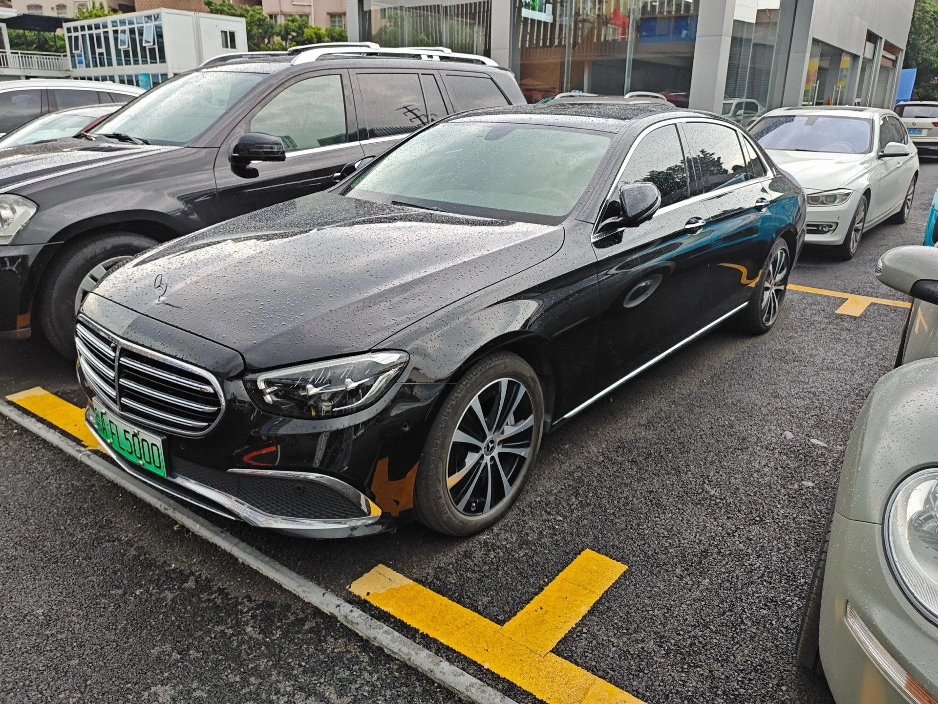 Mercedes-Benz E-Class New Energy 2022 Model Year, Mid-Cycle Facelift, E 350 e L Plug-in Hybrid Sport Sedan