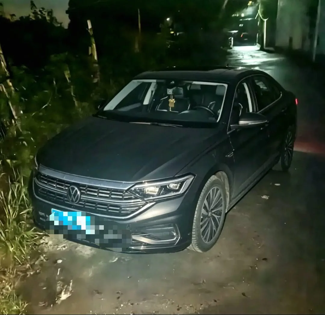 Фольксваген 2024 Стрелец 1.5TSI 300TSI Вне Версия Автоматический