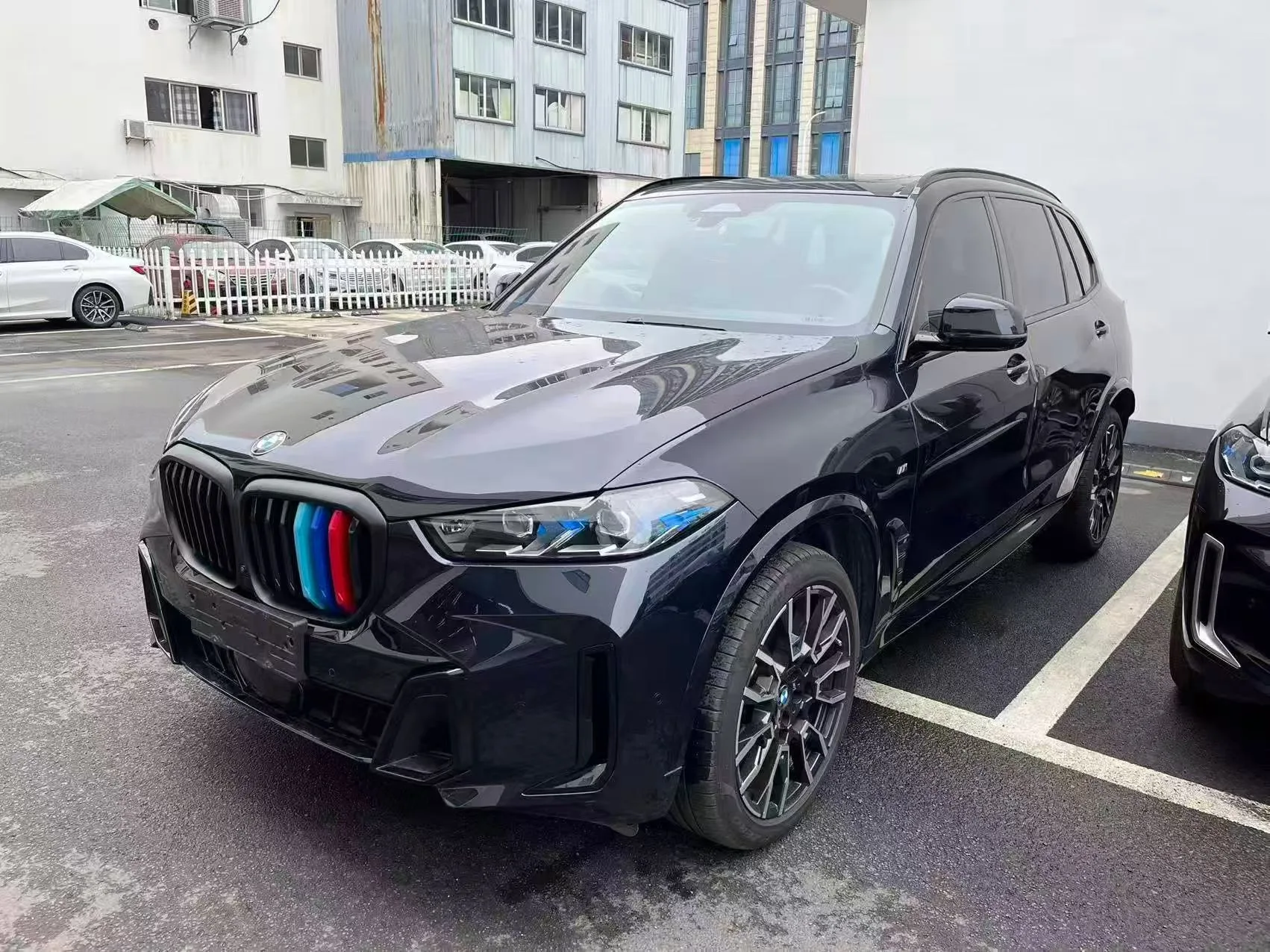 2025 BMW X5 xDrive40Li 48V 3.0T M Sport Shadow Edition Automatic