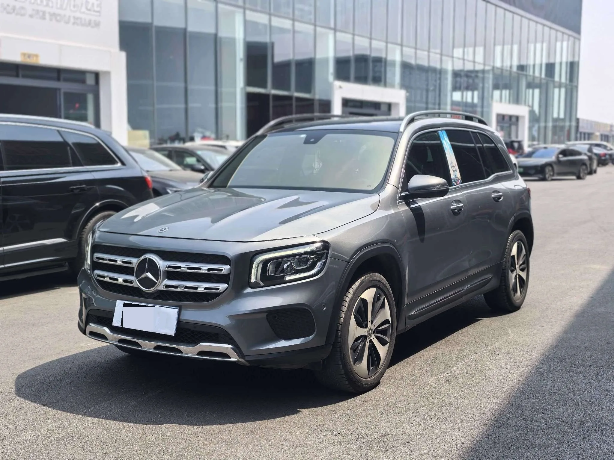 Mercedes-Benz GLB 2021 Fashion Edition