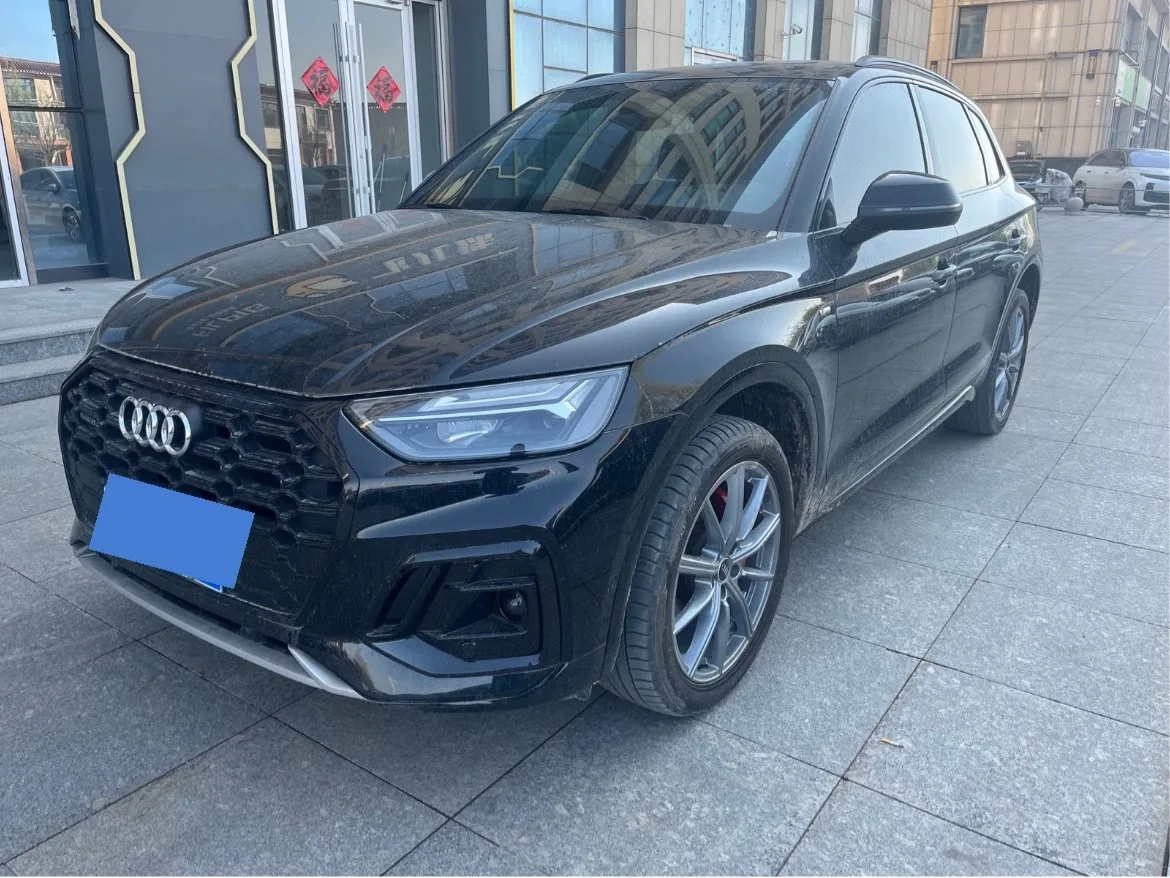 Audi Q5L 2022 40T RS Package Sport Edition