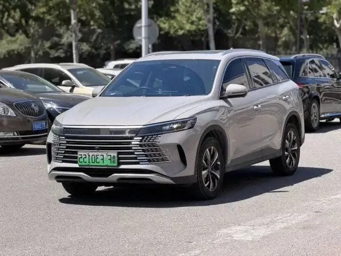 BYD 2025 Model Sea Lion 05 DM-i 1.5 CVT 75KM Luxury Edition Automatic