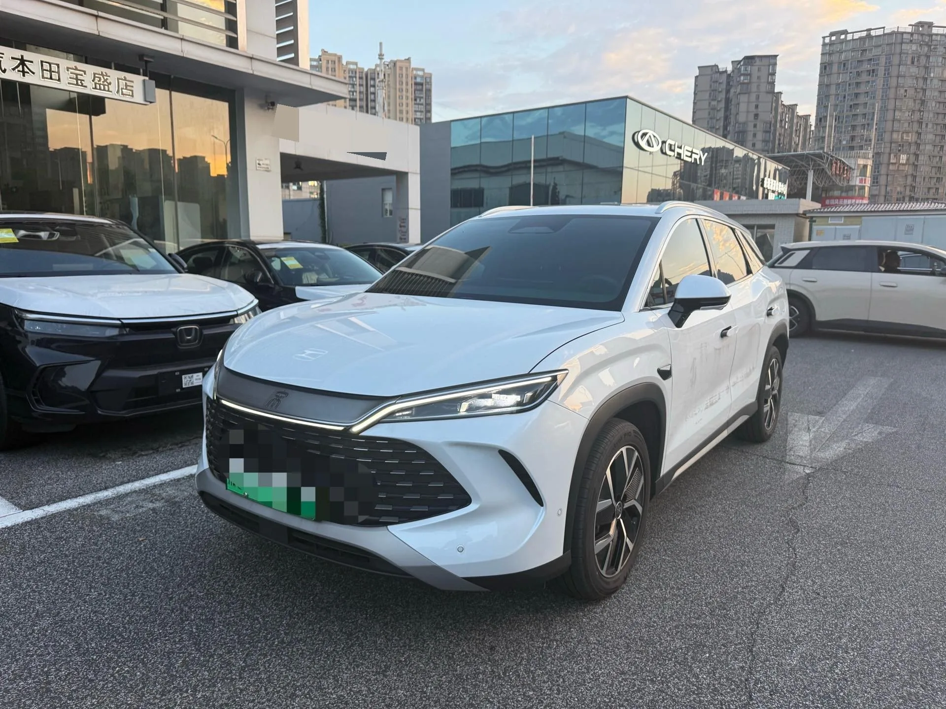 BYD 2025 Song L DM-i 1.5 CVT Intelligent Driving Edition 160km/h Superior Model Automatic