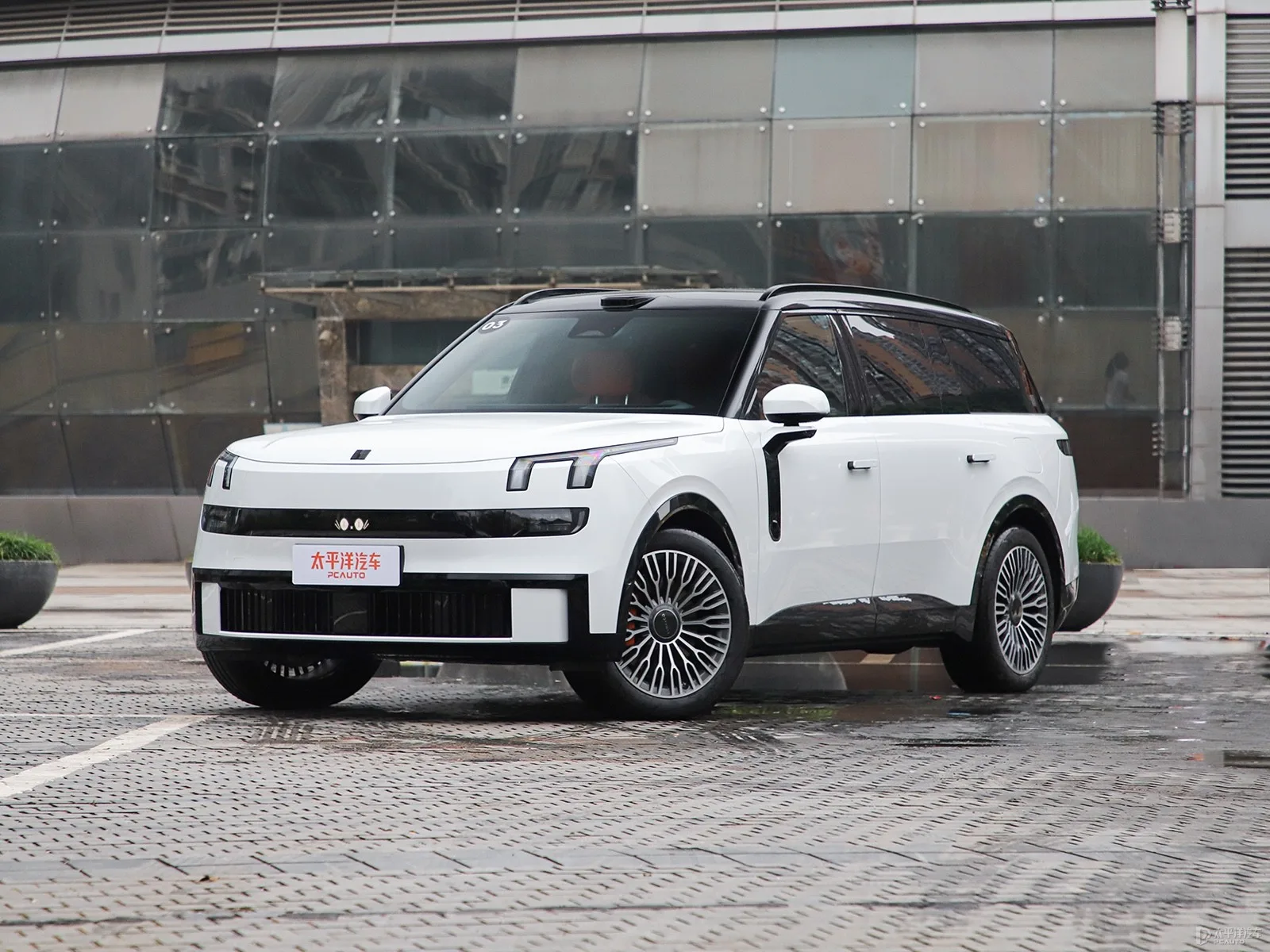 Lynk & Co 900 2025 2.0T Explore 6-Seater — Authorized new car for export from China (listing thumbnail)
