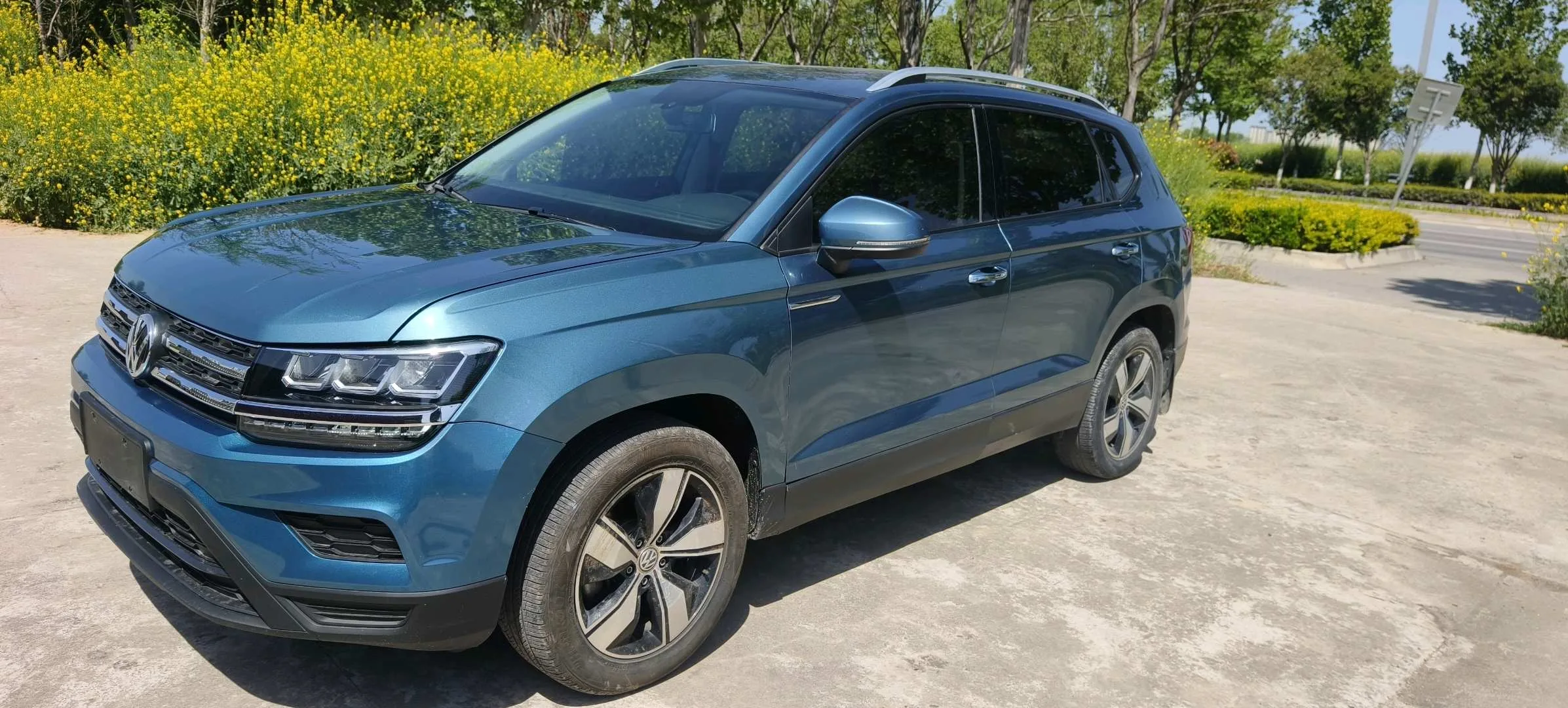 Tiguan 2020 280TSI ПЕРЕДНИЙ Комфорт Версия, Китай В