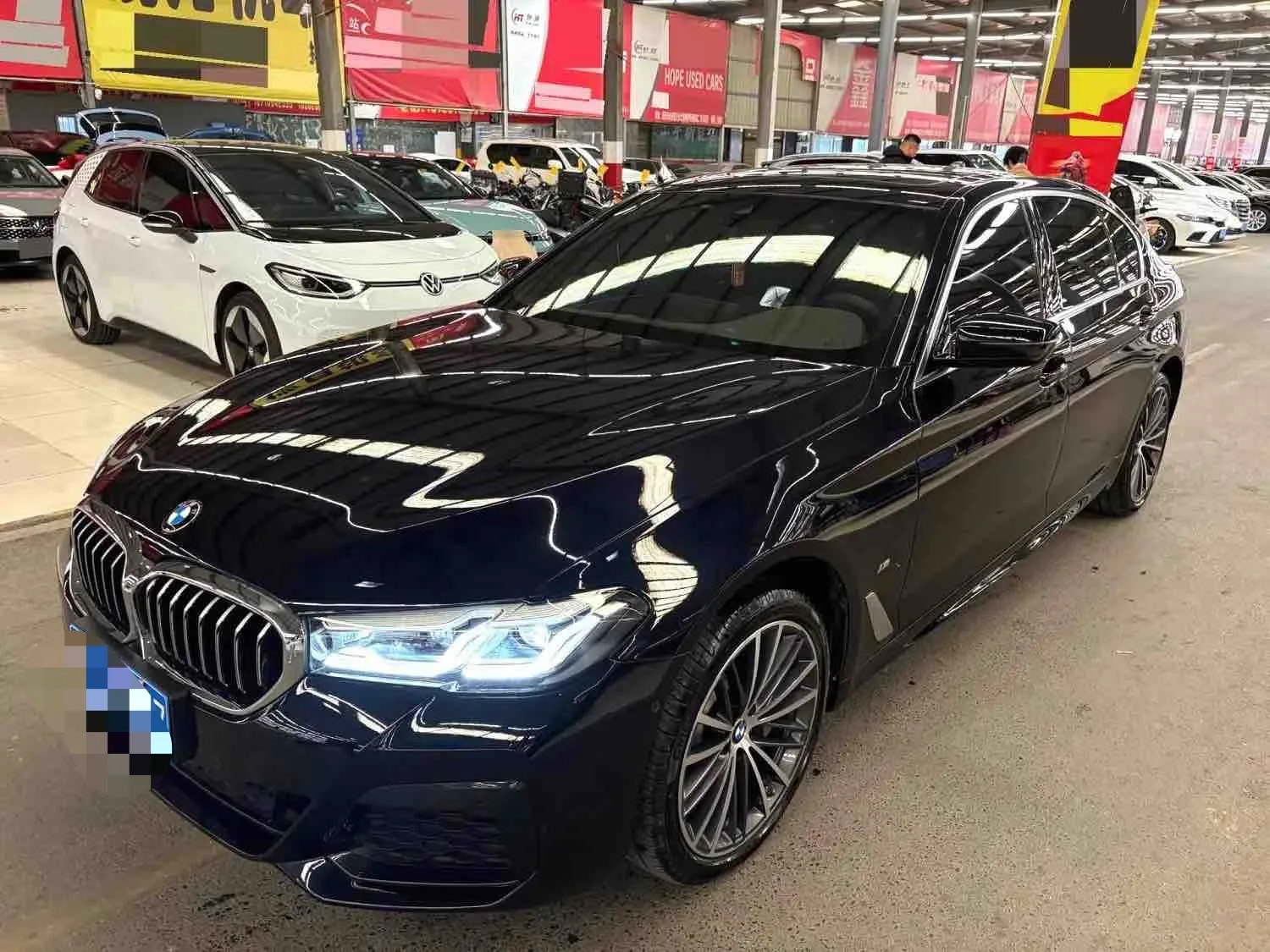 BMW 5 Series 2023 530Li 2.0T Leading M Sport Package Automatic