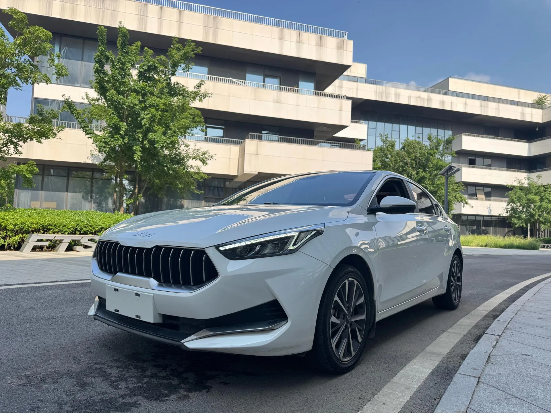 Kia K3 2021 1.5L CVT Fashion Edition
