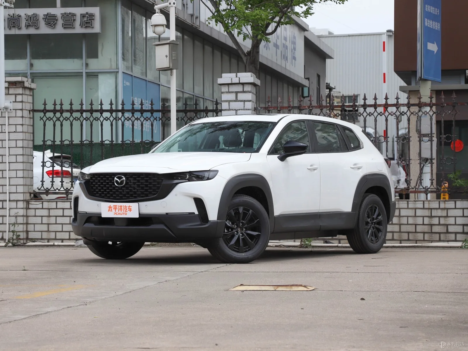 Mazda CX-5 2025 2.0L Automatic 2WD Smart Edition （zhiya） + Comfort Package — Modified new car for export from China (listing thumbnail)