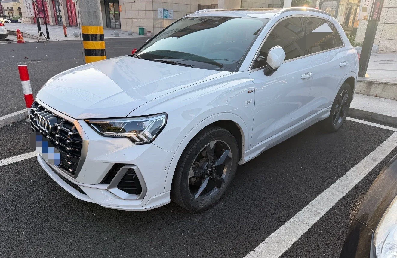 Audi Q3 2022 35 TFSI Fashion Dynamic Edition