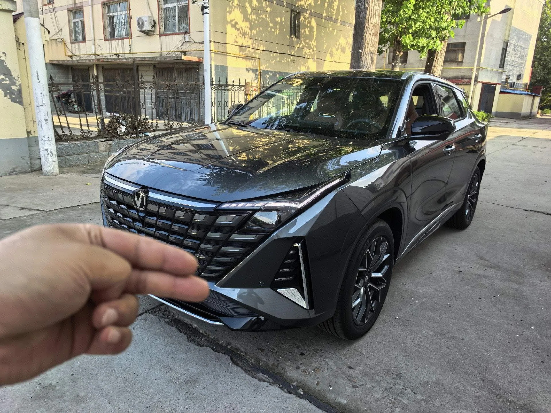 Changan 2025 UNI-Z Smart Electric iDD 1.5 CVT 125 km Smart New Blue Whale Battleship+ Automatic Transmission