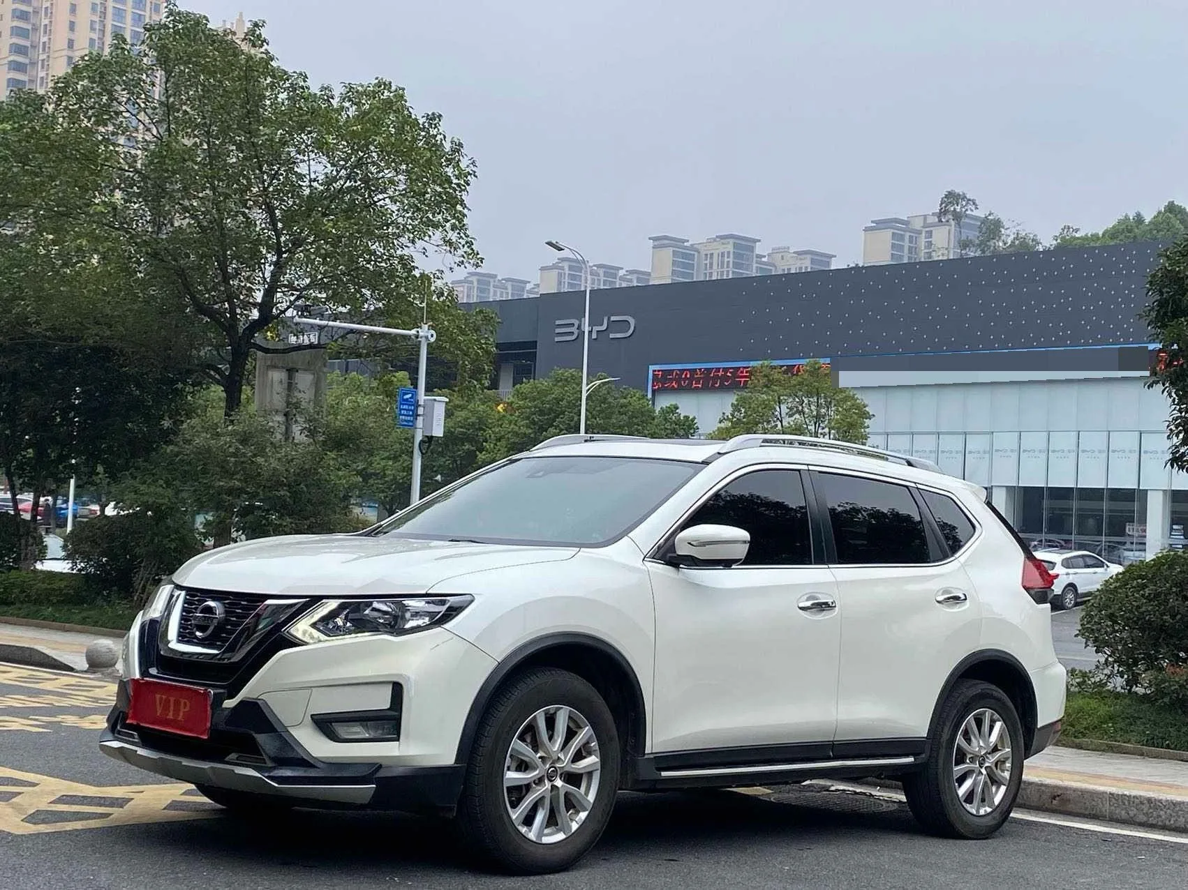 日产 X-Trail 2019 2.0升 CVT 舒适 版 两驱