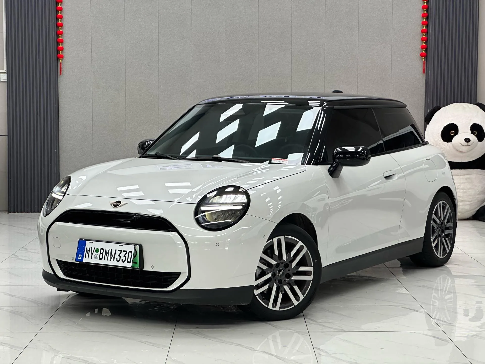 MINI Electric 2024 Cooper E Classic Edition