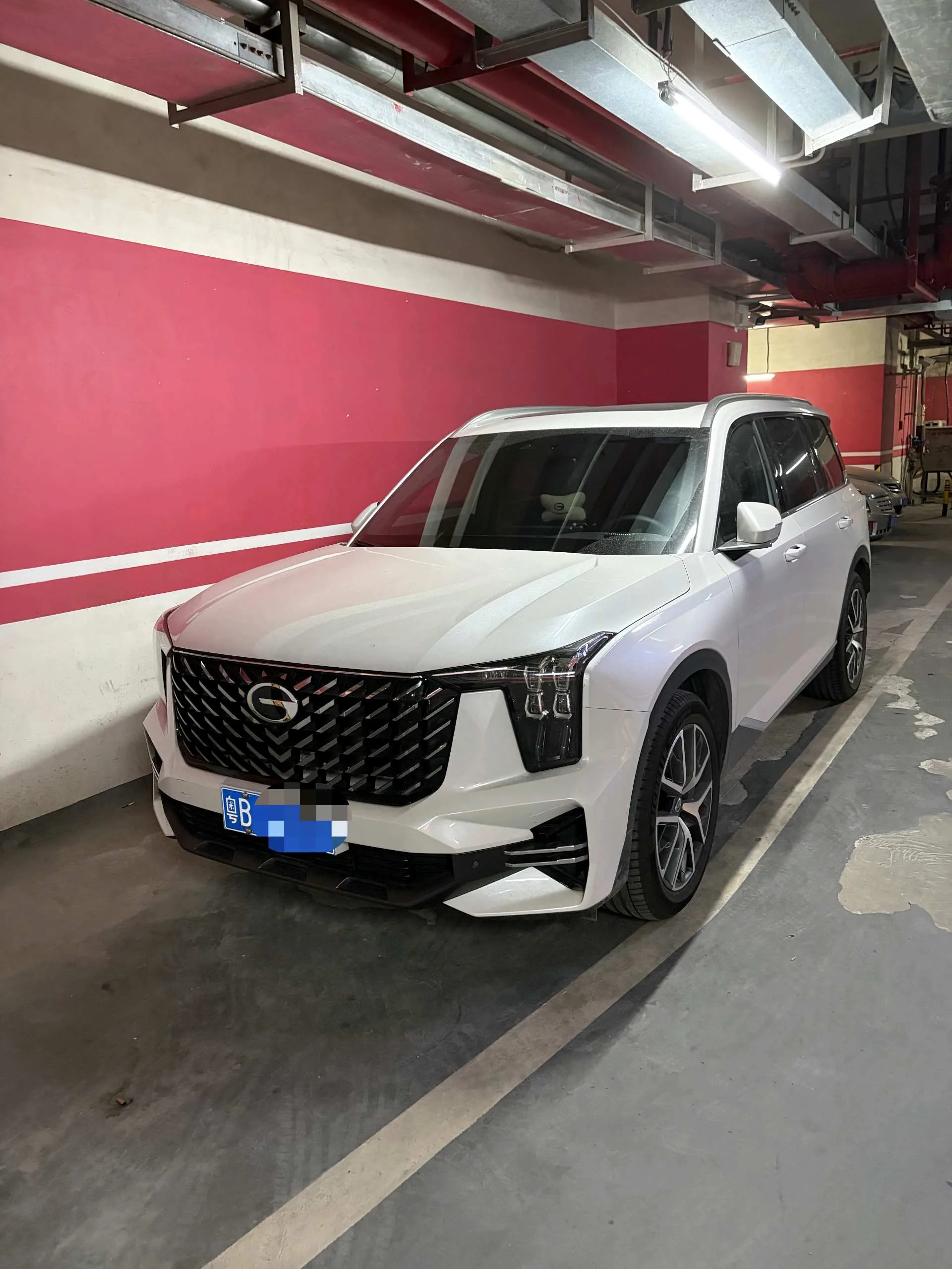 Trumpchi 2025 GS8 2.0TGDI Navigator Series 2WD Luxury 5-Seater Automatic