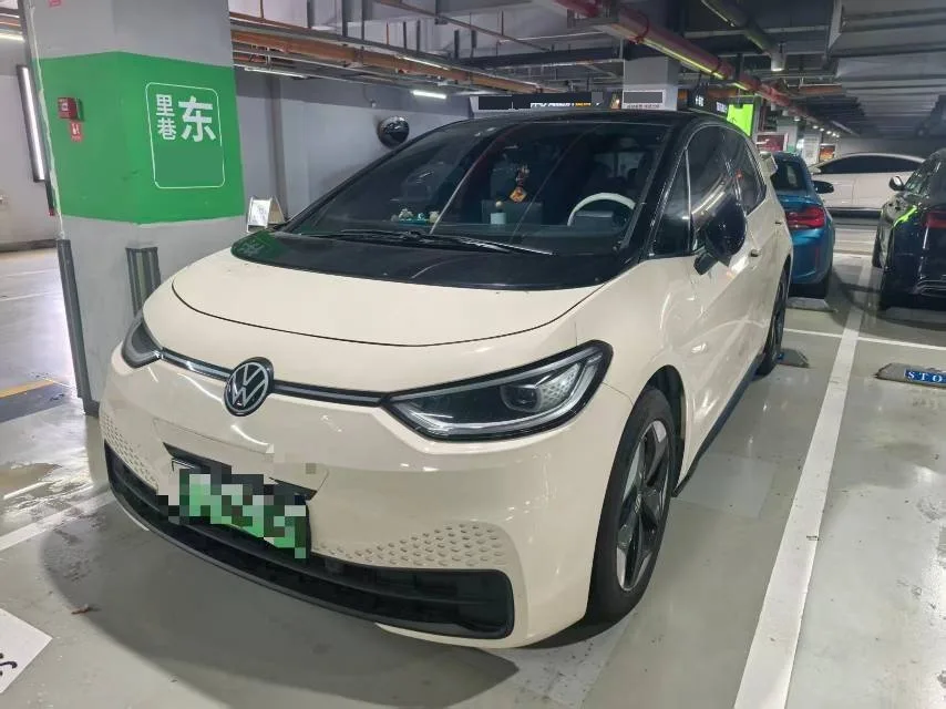 Volkswagen ID.3 Smart Edition 2025 (Automatic)