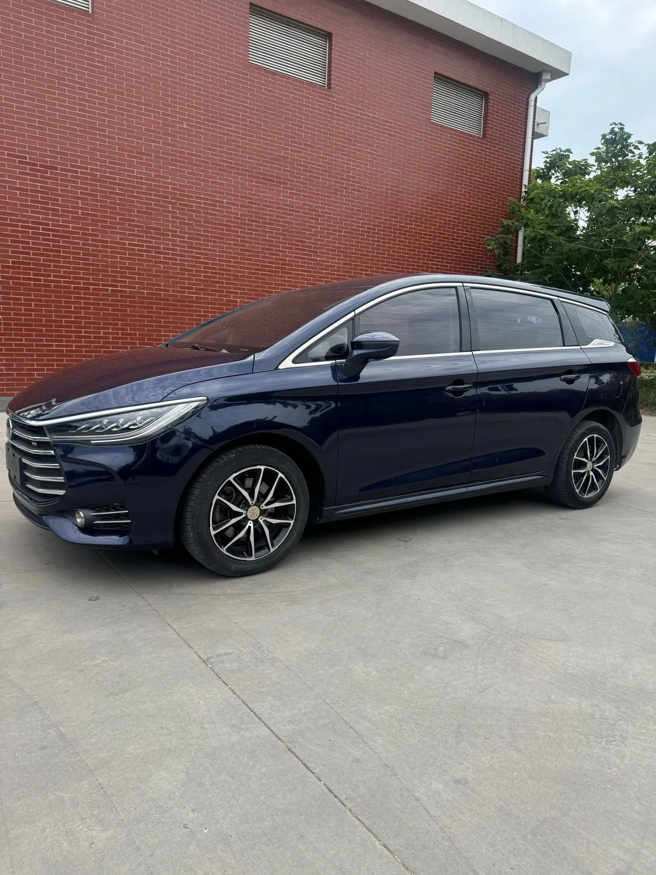 BYD 2018 Song MAX 1.5TI Comfort Edition 6-Seater Manual Transmission