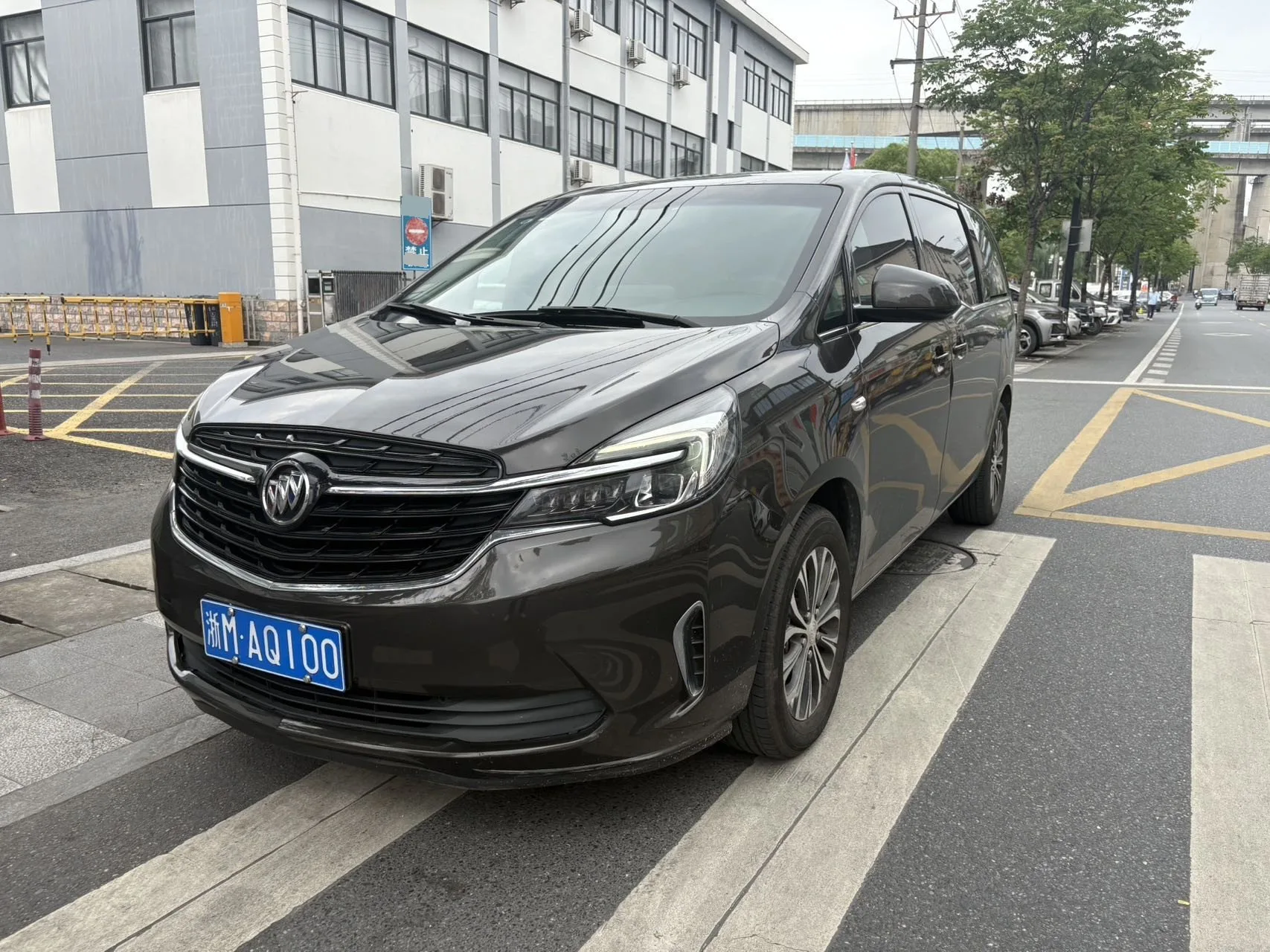 Buick GL8 2021 Land Business Class 652T Comfort