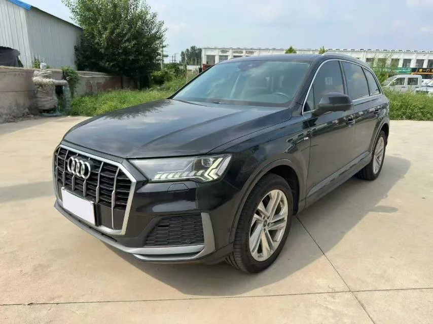 2021 Audi Q7 45 TFSI quattro S line Sport
