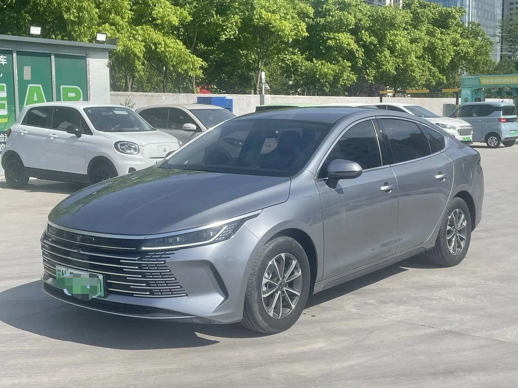 BYD 2023 Destroyer 05 DM-i 1.5 CVT 55KM Champion Edition Luxury Automatic
