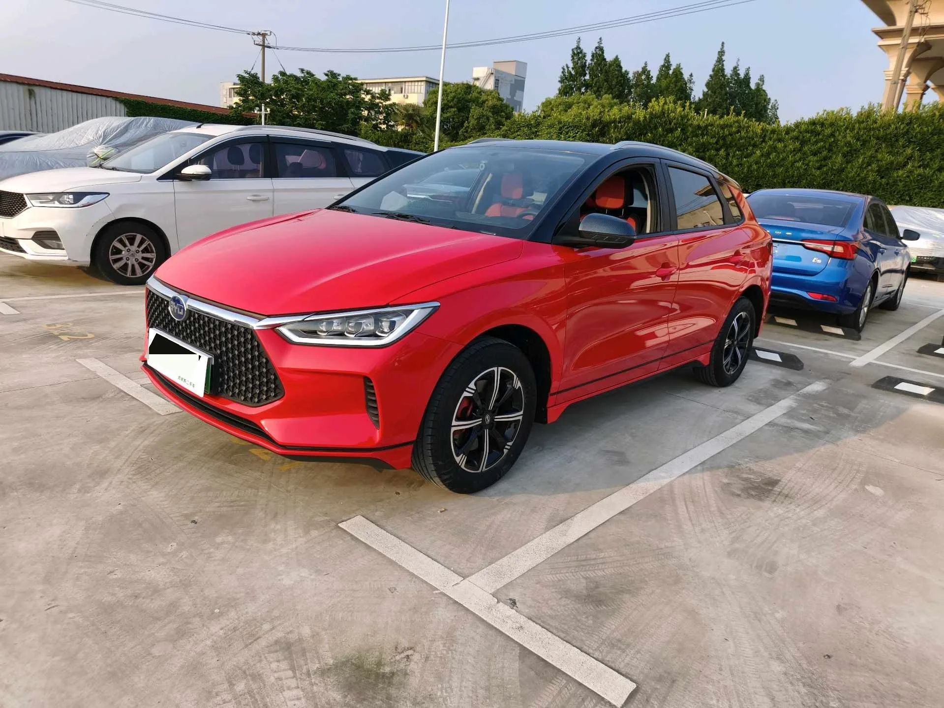 BYD e2 2019 Long Range Edition, Luxury Model