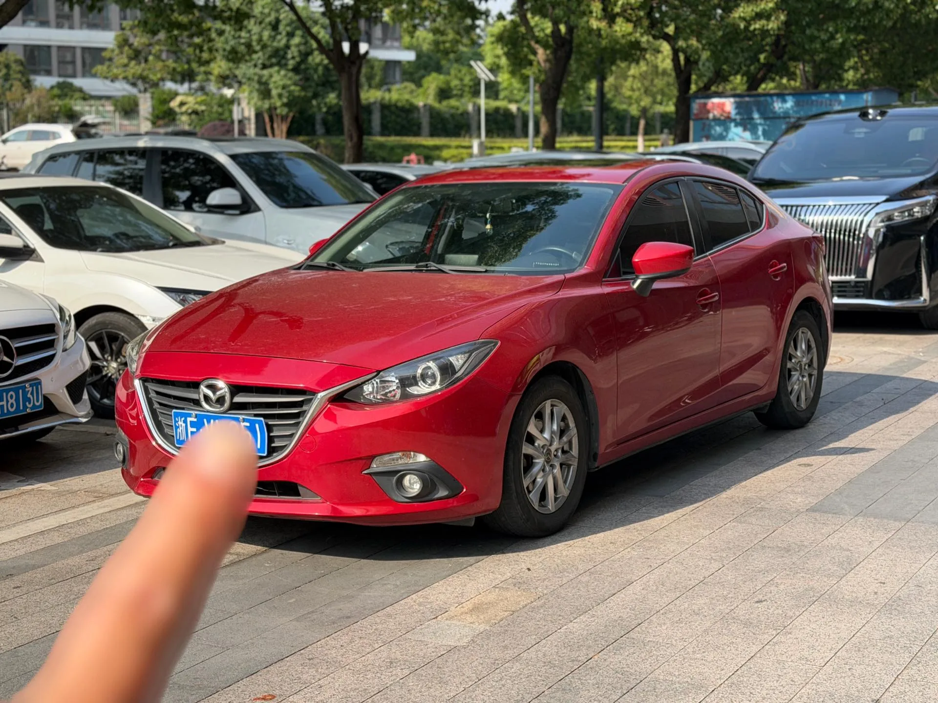 Mazda3 Axela 2016 Sedan 1.5L Automatic Luxury